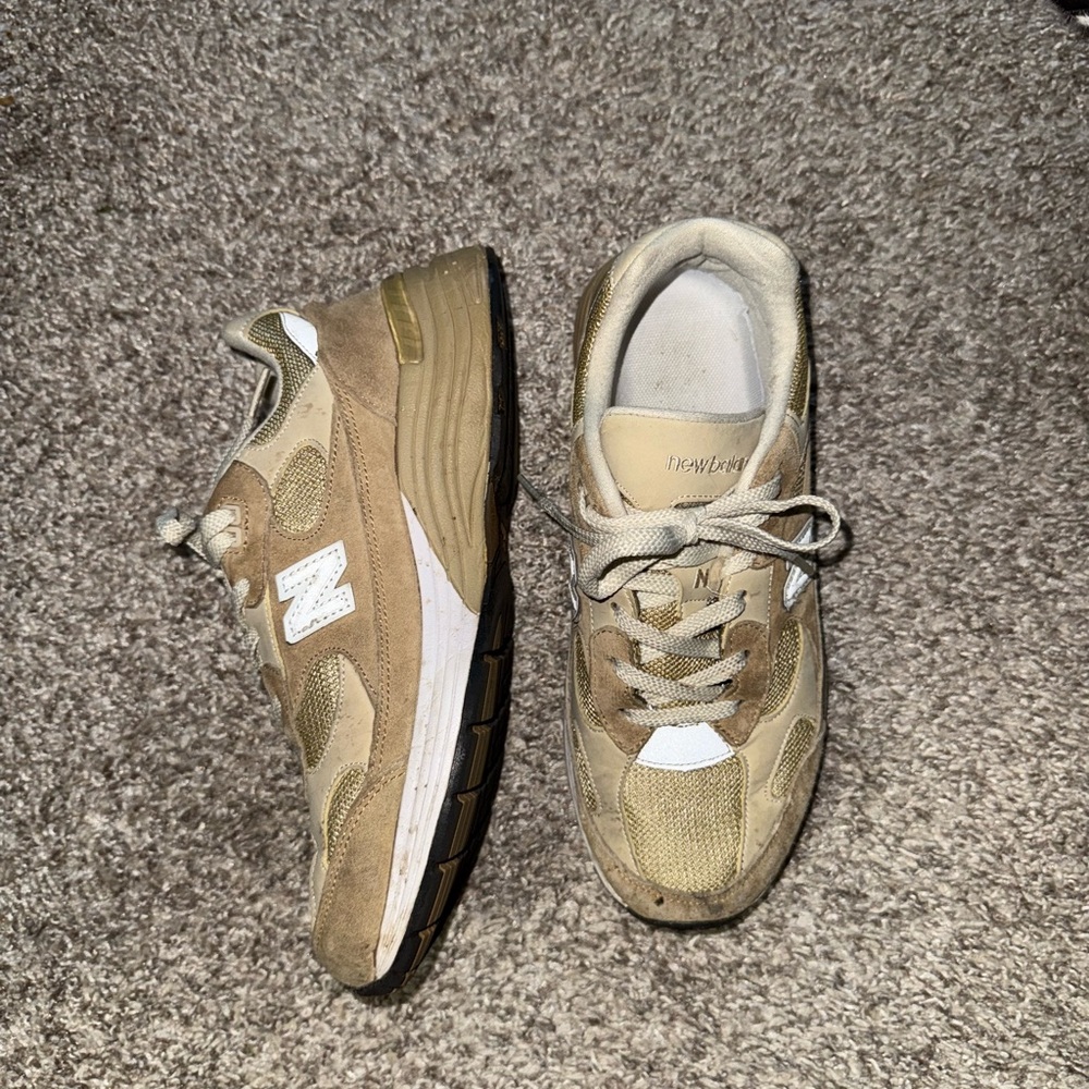 New Balance 992 Tan Sneakers men’s 7